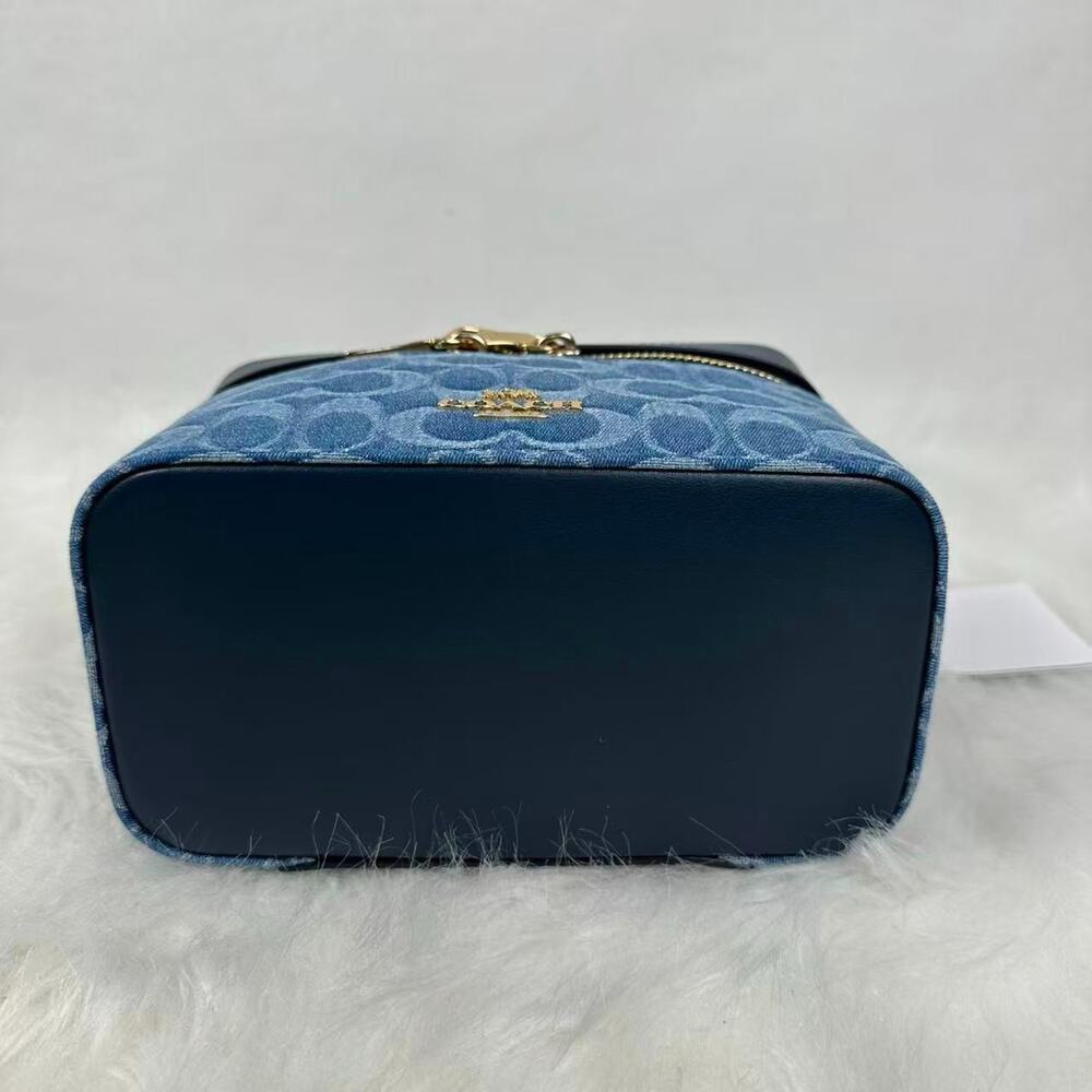 Coach Cosmetic Case in Signature Denim Gold/Indigo CDC16 New - Picture 5 of 6